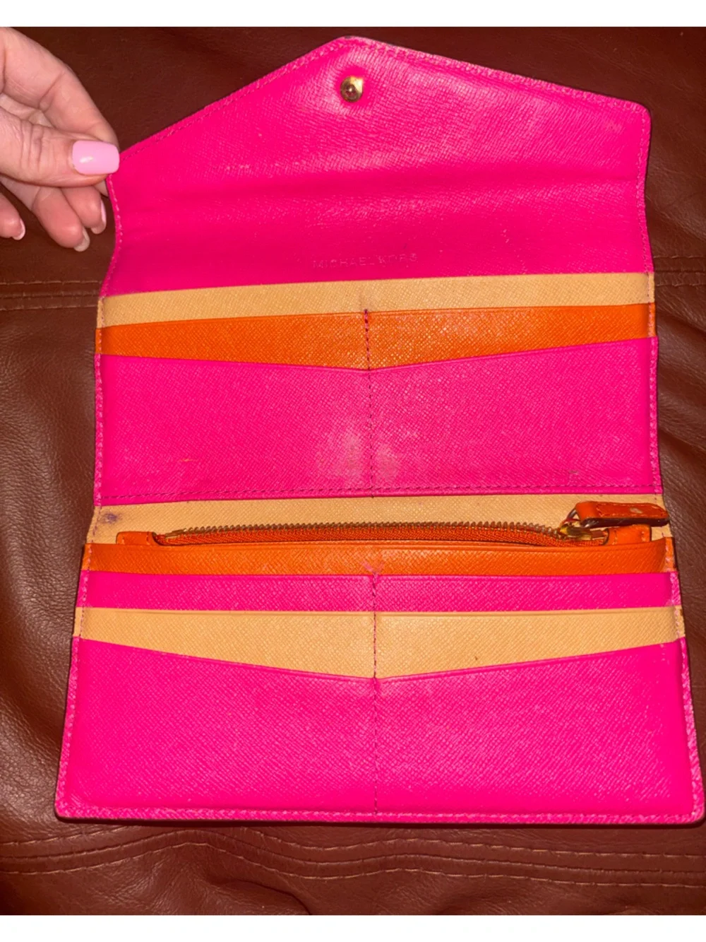 Beautiful Coach Tan Leather Envelope Wallet with Gold-Tone Snap - Picture 4 of 7